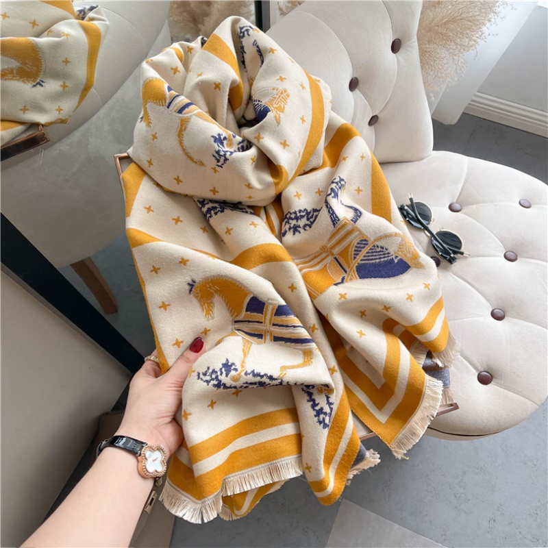 Luksusowy koc kaszmirowy z gru – Cashmere Throw Blanket recenzja i cena