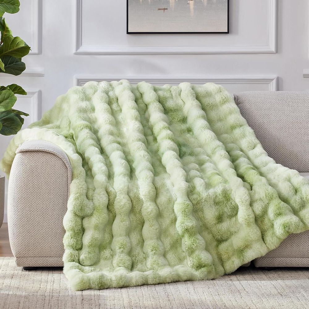 Koc z imitacji futra, puszysty – Cashmere Throw Blanket recenzja i cena