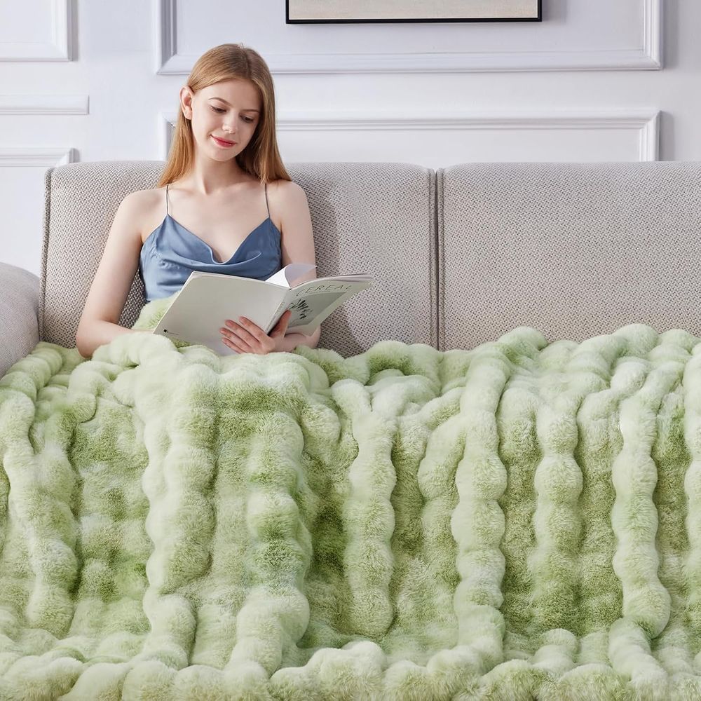 Koc z imitacji futra, puszysty – Cashmere Throw Blanket recenzja i cena